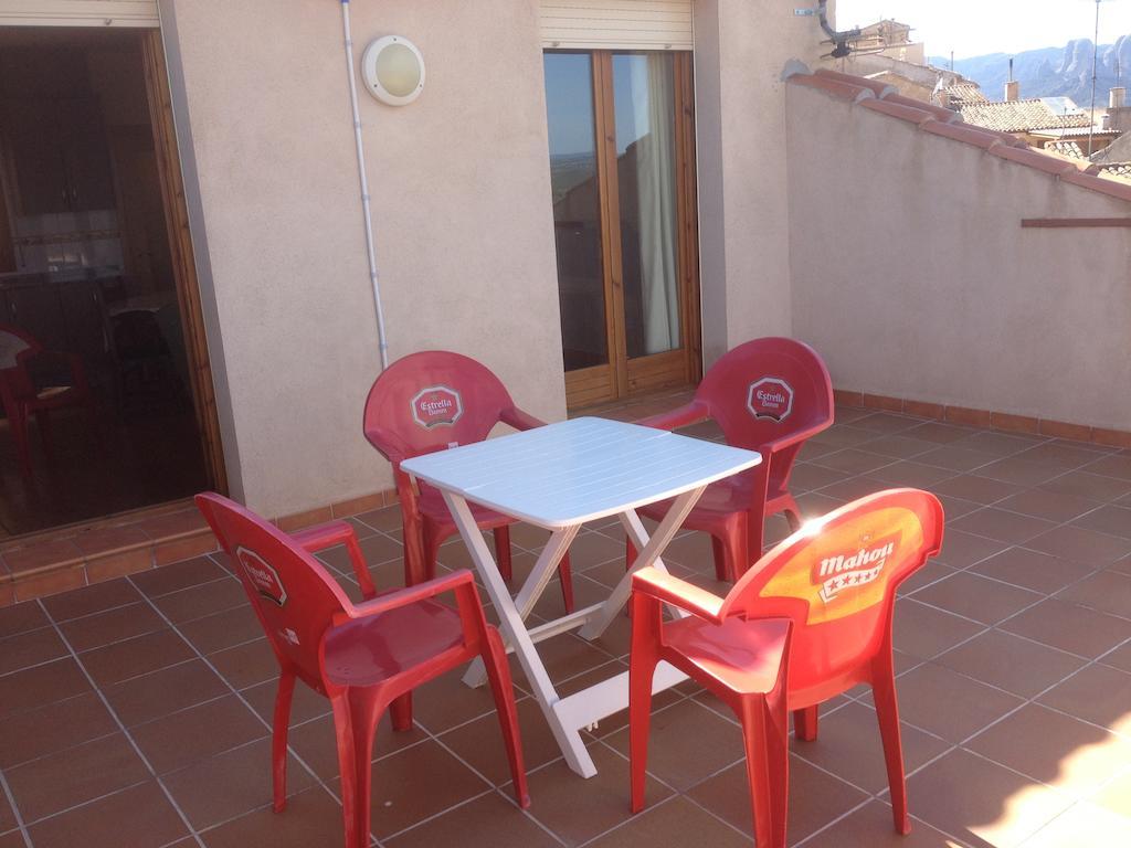 Apartaments La Fabrica هورتا دي سان خوان الغرفة الصورة