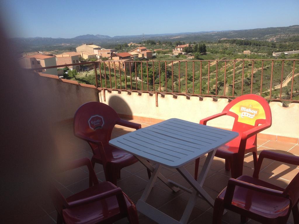 Apartaments La Fabrica هورتا دي سان خوان الغرفة الصورة