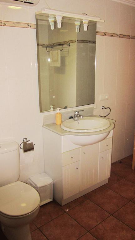 Apartaments La Fabrica هورتا دي سان خوان الغرفة الصورة